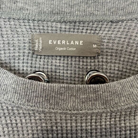 EVERLANE Organic Cotton Men’s Long Sleeve Waffle Knit Crewneck Medium Grey - Picture 6 of 12
